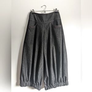 Annie Thompson balloon pants size 4 dark gray